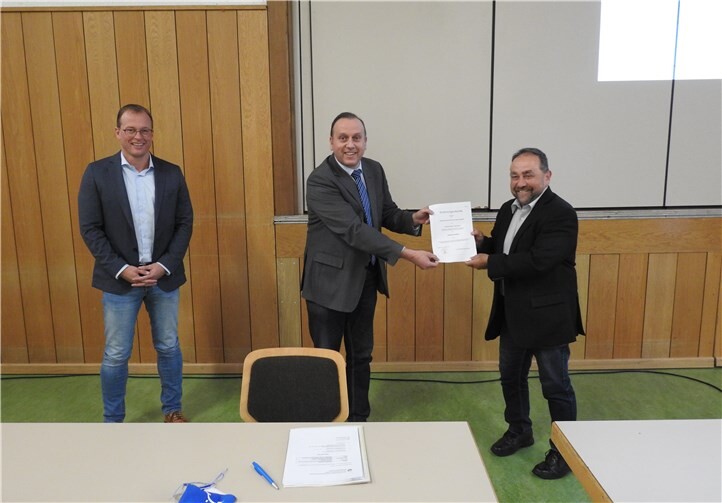 Bewährtes Führungstrio im Abwasserverband „Oberes Nettetal“ mit dem neu ernannten Verbandsvorsteher Johannes Bell (Mitte) sowie den Stellvertretern Bürgermeister Alfred Schomisch (rechts) und Bürgermeister Jörg Lempertz (links).Foto: privat