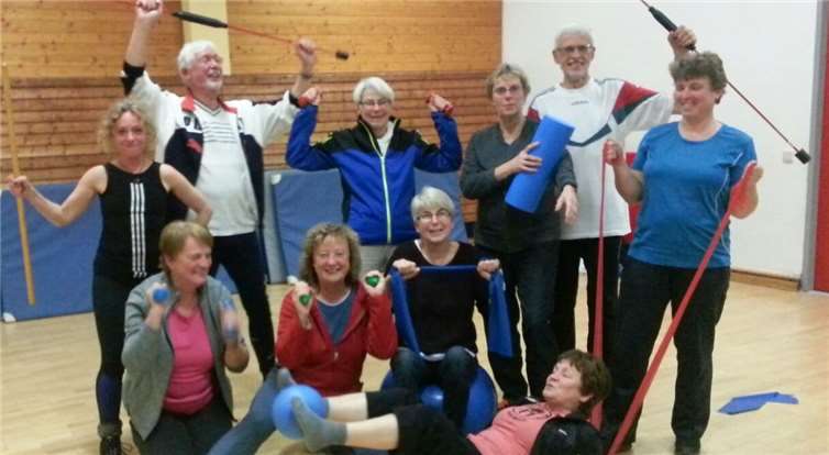 Bewegung im Alter macht Spaß und hält fit. privat