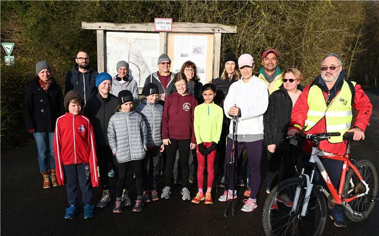 Bewegung tut gut - vor allem in der Gruppe. Foto: Axel Vogel