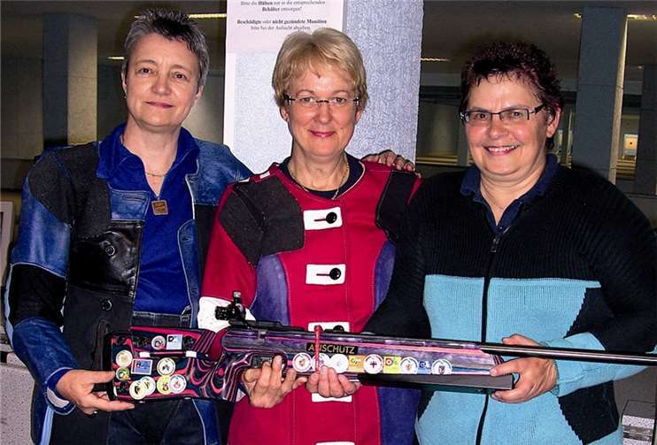 Bezirksmeister Brigitte Arenz, Birgit Becker und Claudia Plog.privat