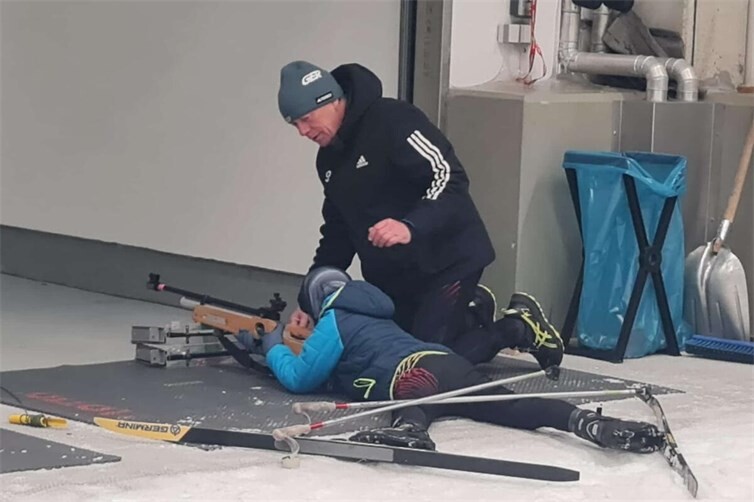 Biathlontraining Skihalle Oberhof