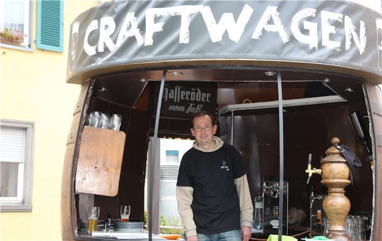Bierausschank am ‚Craftwagen‘.