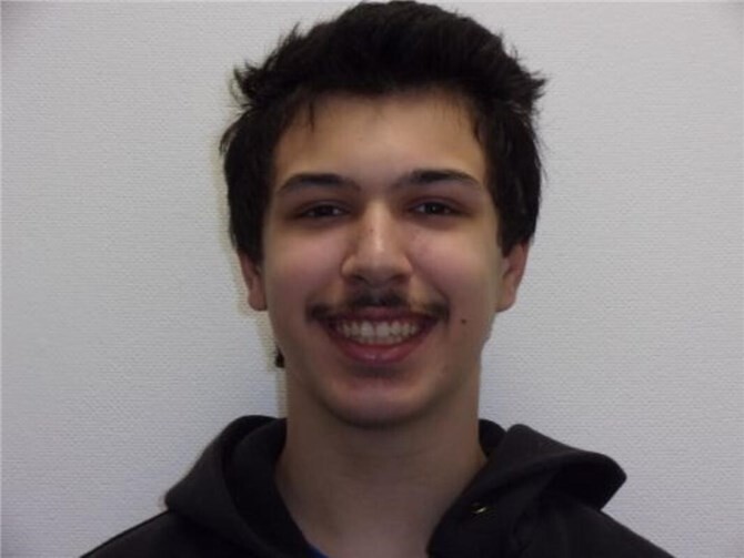 10.04.: Flucht aus Klinik: Polizei sucht 19-jährigen Straftäter