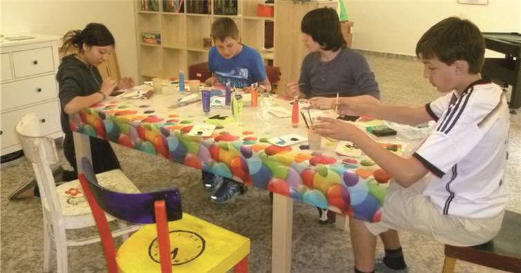 Viele Neugierige bei Eröffnungsparty 