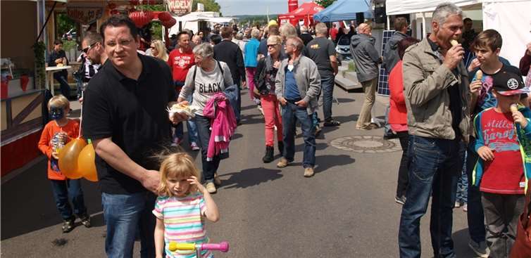 BLICK aktuell TV: Gewerbeparkfest in Sinzig BLICK aktuell TV: Gewerbeparkfest in Sinzig