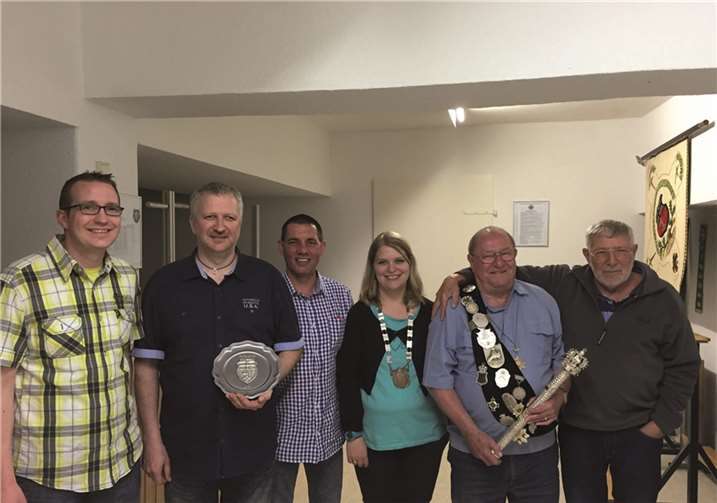 Hans Bey ist neuer Schützenkönig 