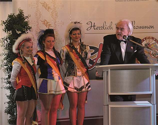 „Obermessdiener“ und „Regierungsgehilfe“ sind „Goldene Narren“ 