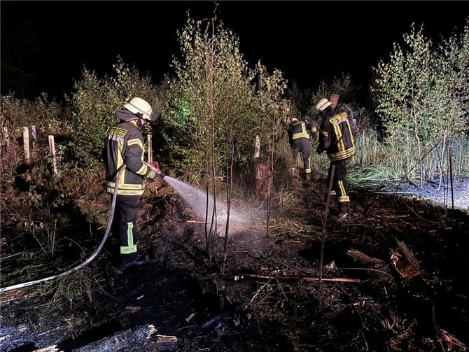 17.08.: Waldbrandserie in Bad Honnef: Feuerwehr im Dauereinsatz