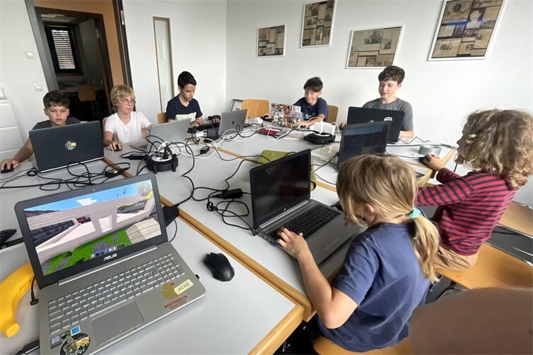 Mit Minetest die Zukunft von Höhr-Grenzhausen gebaut 