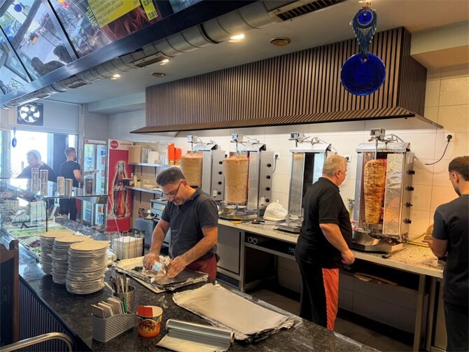 BLICK aktuell verlost 10 x 20 Euro-Gutscheine für den Amigo Arkadas Grill in Weißenthurm  