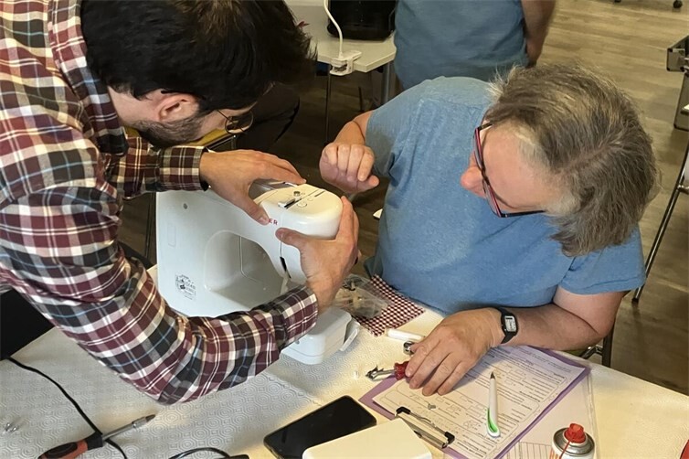 Repair Café und Handy-Sprechstunde in Neuwied Innenstadt