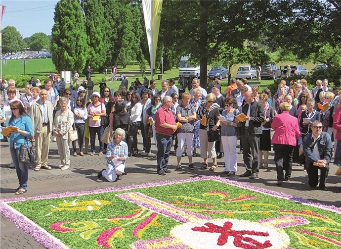 Christus begleiten - hinaus auf die Straßen 