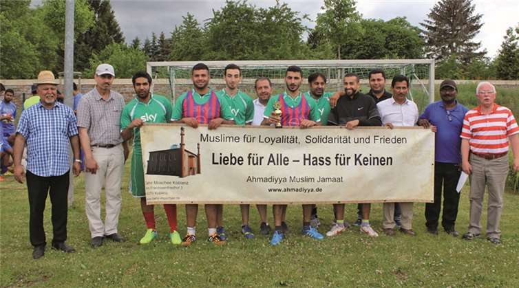 „Liebe für alle - Hass für keinen“