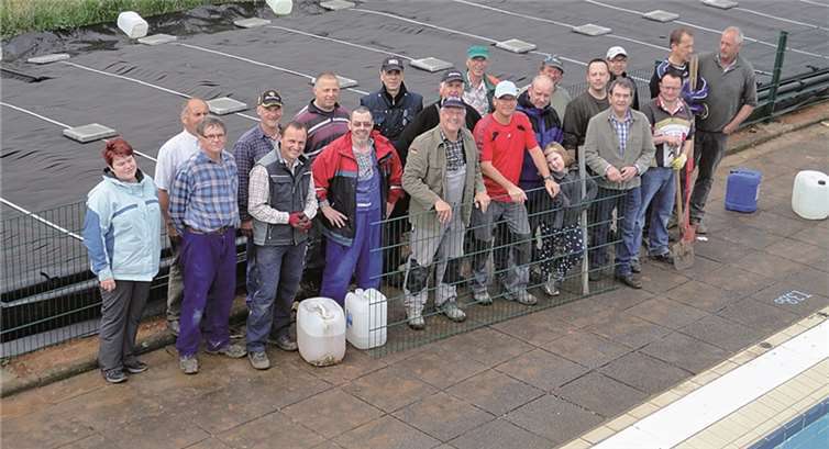 Viele ehrenamtliche Helfer packten an 
