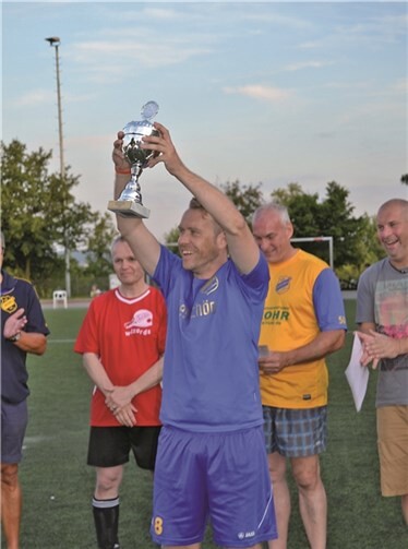 „Ein tolles Fußballfest im Weiherstadion“ 