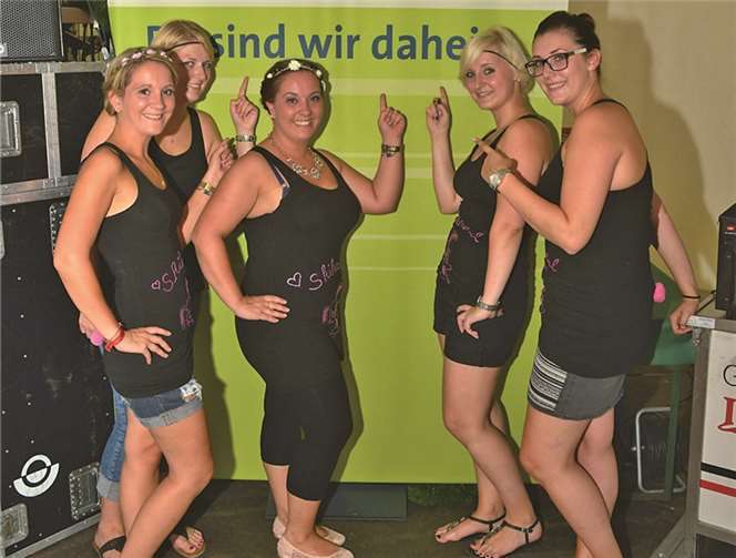 "Es war toll mit EUCH zu feiern!"