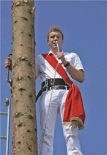 Kirmesjungen feiern und vermissen 