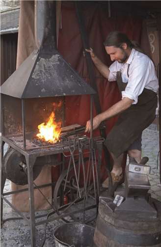 Mittelalterliches Treiben auf der Reichsburg 