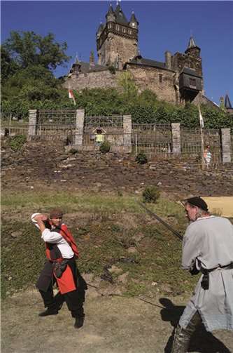 Mittelalterliches Treiben auf der Reichsburg 