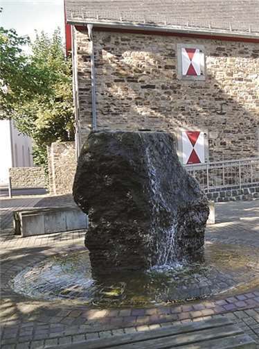 Springbrunnen verschönern das Ortsbild 