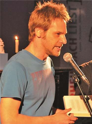 Lesende Liedermacher beim LiedStrich 