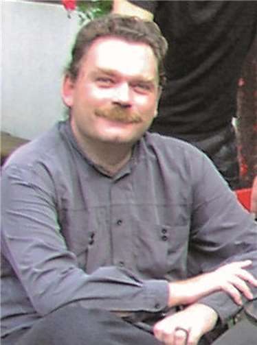 „Sie - er - lesen - es“