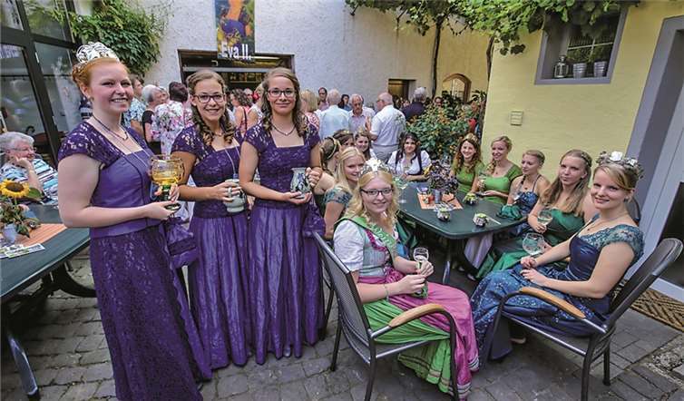 Partytime auf dem Festplatz am Rathaus