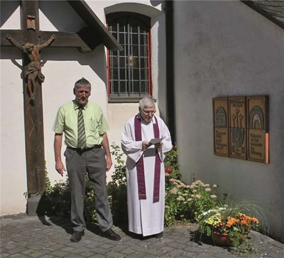 Kirmestreiben rund um die Florianshütte 