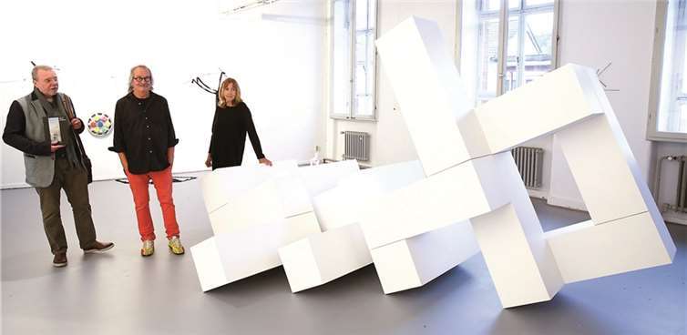 Zufälligkeit neben strenger Logik