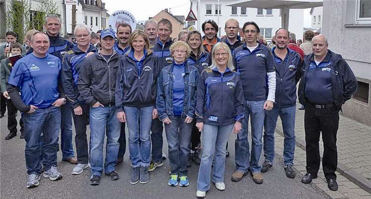 Beim Kirmesumzug mit dabei