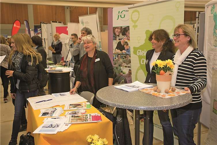 Unternehmen, Hochschulen und Organisationen stellten sich vor 