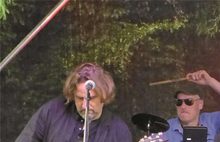 Nach Outside kommt Inside... 