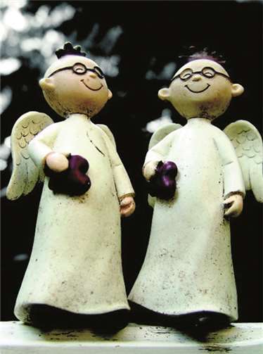 Ausstellung Kindergräber - Orte zum Verweilen, Sinnen und Erinnern 