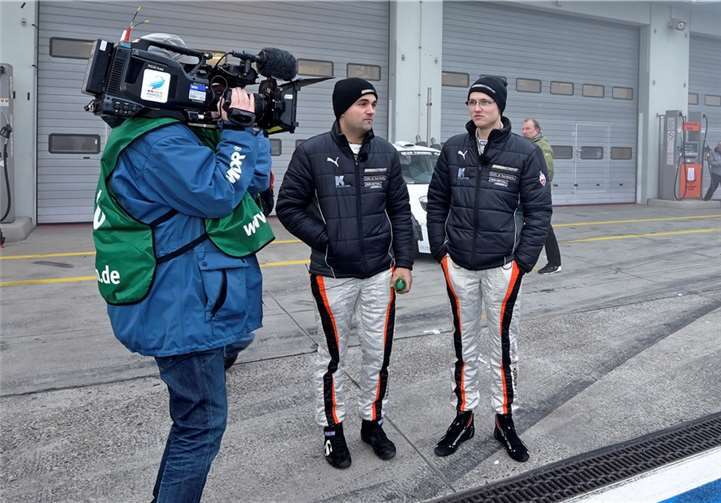 Black Falcon siegt mit Nebelglück 