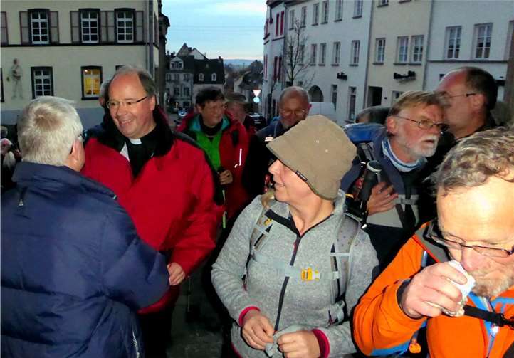 Zu Fuß unterwegs von Flensburg nach Paris zum Weltklima-Gipfel 