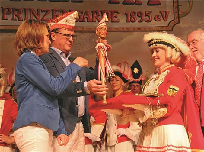 „Knatschverdötsch & himmlisch jeck“ 