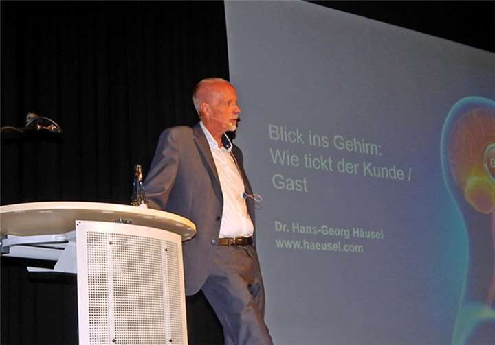 Hirnforscher Dr. Häusel zeigt neue Wege der Vermarktung 