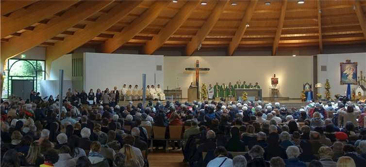 Eine Tür der Barmherzigkeit öffnet sich 