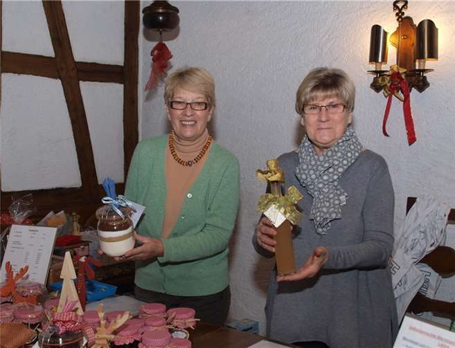 Glitzer, Glanz und weihnachtliche Atmosphäre 