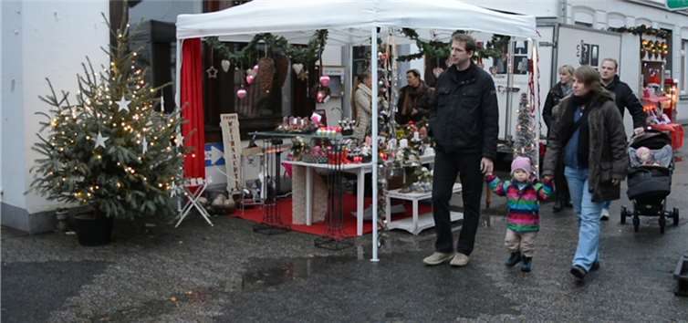 BLICK aktuell TV: Adventsmarkt in Oberwinter 
