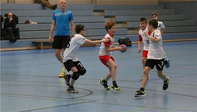 D2-Handballer wahren ihre weiße Weste 