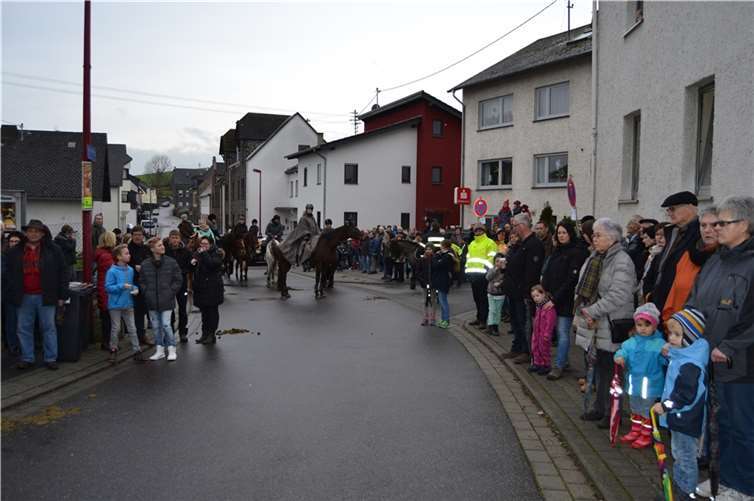 Ross und Reiter verabschiedeten das alte Jahr 