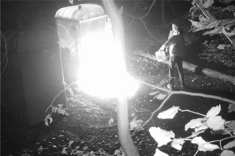  Bad Neuenahr-Ahrweiler: Sachbeschädigungen durch Feuer im Bereich der Paradieswiese 