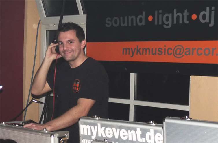 Superstimmung bei der Vulkan-Karnevalsparty 