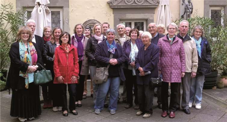 VHS besucht Burg Adendorf 