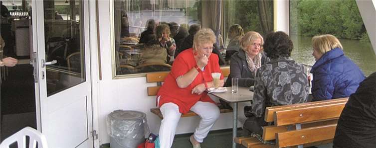 Tagesfahrt nach Frankfurt am Main und ins Rheingau 