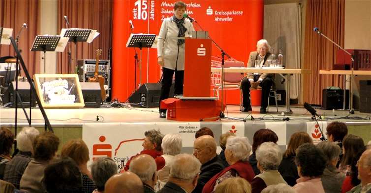 BLICK aktuell TV: Jutta Bell - Leidenschaft für Mundart