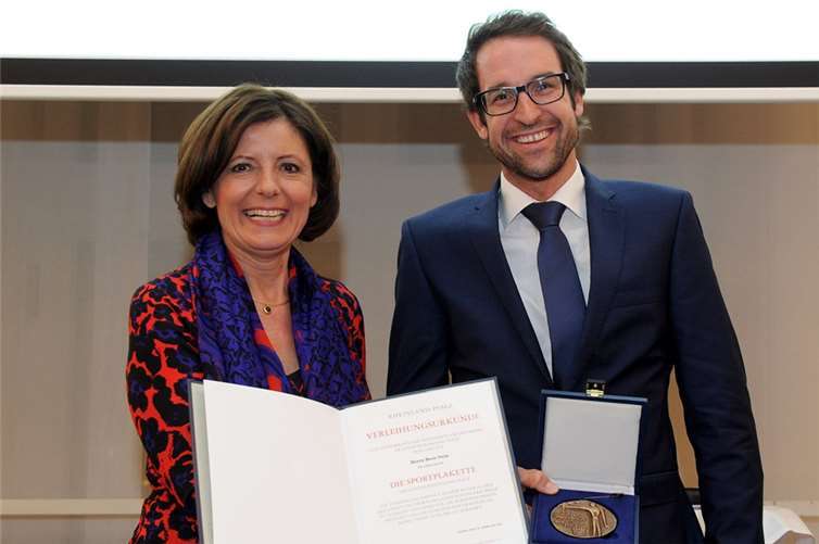 Boris Stein erhält die Sportplakette des Landes 