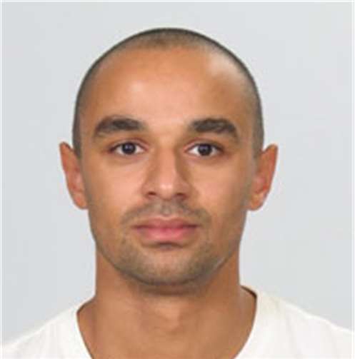 Gefährlicher Bankräuber noch immer auf der Flucht