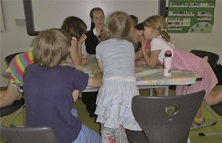 Kinderkatechesen, Spielerunden, Kreativangebote und Workshops 